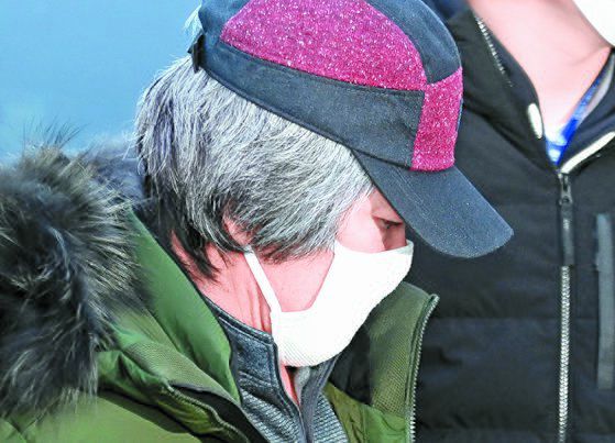 아동 성폭행 혐의로 징역 12년을 복역 후 출소한 조두순(69). 뉴스1