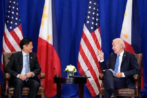 필리핀, 中뒤통수 쳤다…대이은 악연에도 '親美 유턴' 마르코스