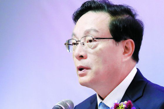 손태승 우리금융지주 회장[연합뉴스 자료사진]    〈저작권자(c) 연합뉴스, 무단 전재-재배포 금지〉