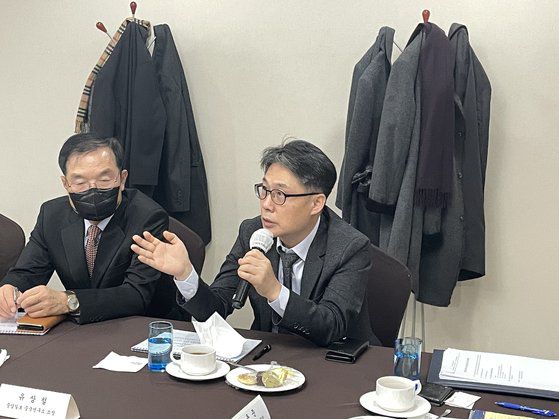 유상철 중앙일보 중국연구소 소장 · 차이나랩 대표