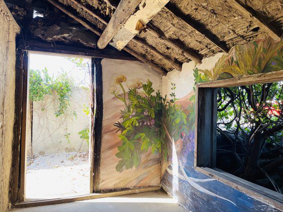 이탈리아 작가 아그네스 갈리오토가 가파도 폐가 빈 벽에 그린 프레스코화. 이은주 기자