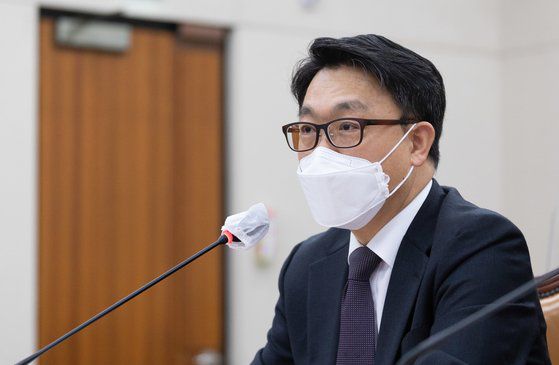 지난해 10월 김진욱 공수처장이 국회 법제사법위원회의 국정감사를 받고 있다. 뉴스1