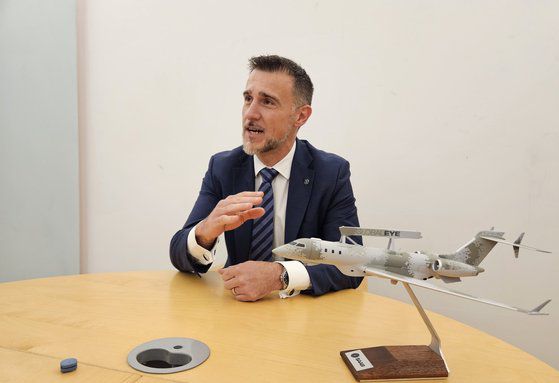 카짐 레드조빅 사브 감시정찰사업본부 이사가 지난 3일 서울 한남동 사브코리아 사무실에서 중앙일보와 인터뷰하고 있다. 김경진기자