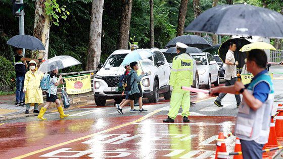 어린이 통학버스 안심정류장이 설치된 모습. [사진 한국교통안전공단]