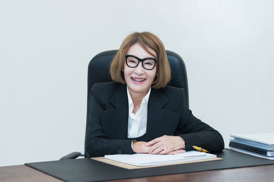 "패션은 사실 누구나 매일 하는 건데, 그걸 무시하는 것 같아요." 사진 폴인, 최지훈