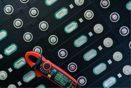 전기차 리튬 배터리. 엔바토.