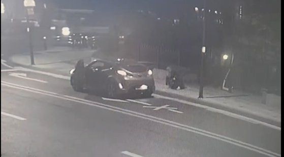 지난 3월 29일 오후 11시 48분쯤 서울 역삼동의 한 아파트 단지 입구에서 남성 2명이 여성 1명을 폭행해 차에 태우고 납치 살해한 사건이 일어났다. 김민정 기자