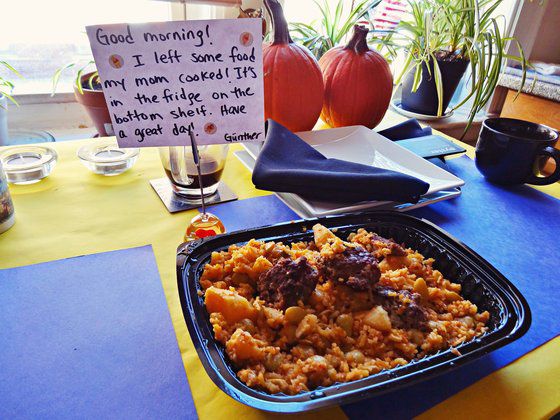 여행자에게 좋은 집주인 만나는 것 이상의 행운도 없다. 우리에게 방을 내준 귄터와 그의 어머니는 한 달간 아침상을 차려줬다.