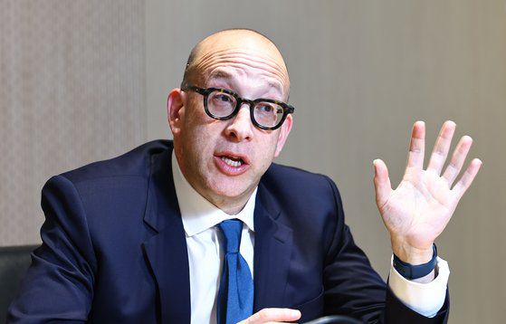 제이콥 솔 서던캘리포니아대학교 교수가 지난 14일 서울 중구 한국회계기준원에서 중앙일보와 인터뷰했다. 그는 “위기에 대처하려면 발생주의 국가 회계가 필요하다”고 강조했다. 김종호 기자