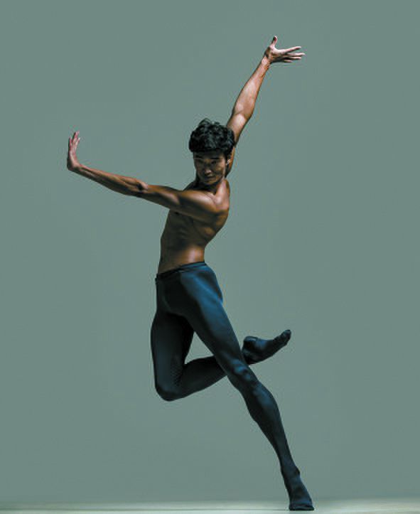 무용수 프로필 사진도 찍는다. 박 작가가 찍은 김기민 마린스키 발레단 수석무용수.