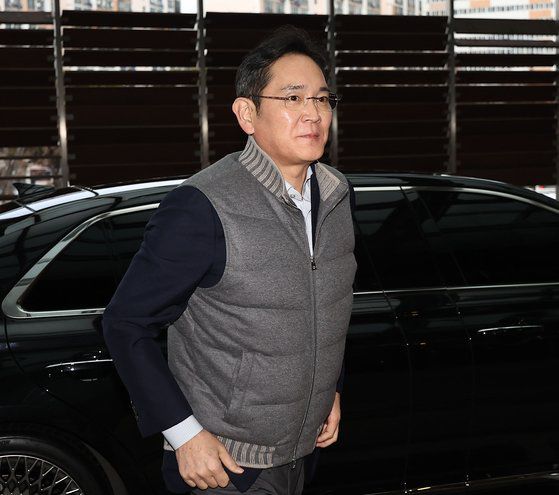 ‘이재용 립밤’ 온라인 커뮤니티 캡처
