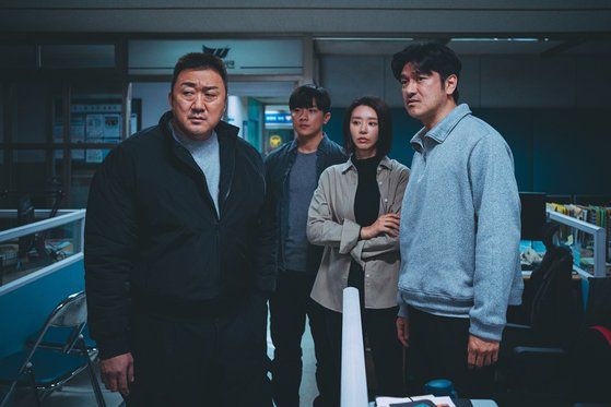 영화 '범죄도시' 시리즈 후속작은 글로벌로 무대를 한층 확장한다는 계획이다. 해외 리메이크도 진행중이다. 사진은 4편 한 장면. 사진 에이비오엔터테인먼트, 플러스엠 엔터테인먼트