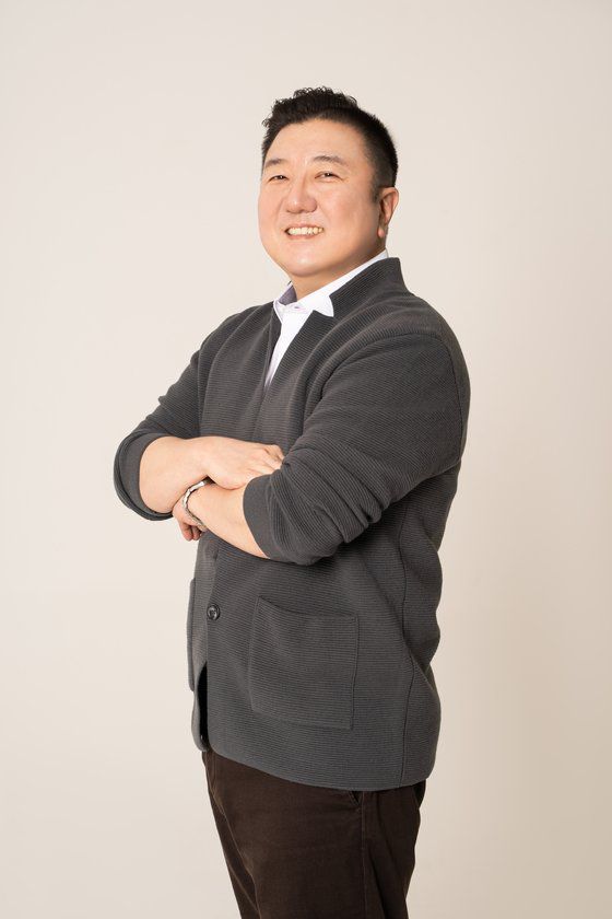 ‘나는 솔로’ 등 국내 인기 프로그램 혹은 ‘더 비트 박스’ 등 자체 개발한 프로그램의 포맷을 전 세계에 수출하는 스타트업 ‘썸씽스페셜’의 황진우 대표. [사진 썸씽스페셜]