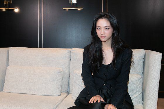 배우 탕웨이와 김태용 감독(오른쪽)이 31일 서울 강남구 코엑스 메가박스에서 열린 영화 '원더랜드‘ 언론 시사회에서 대화를 나누고 있다. 뉴스1