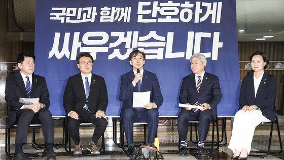 디시인사이드 이재명갤러리에 올라온 조국 조국혁신당 대표 비판 글. 디시인사이드 캡처