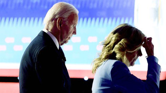 지난 2022년 7월 사우디아라비아 제다에서 조 바이든 미국 대통령이 무함마드 빈살만 사우디 왕세자를 만나 주먹 인사를 나누고 있다. 로이터=연합뉴스