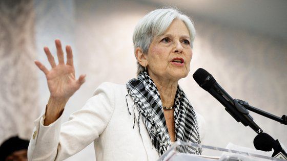 미국 녹색당 대선후보 질 스타인이 지난 6일 미시간주 디어본에서 열린 유세 행사에서 연설하고 있다. 로이터=연합뉴스