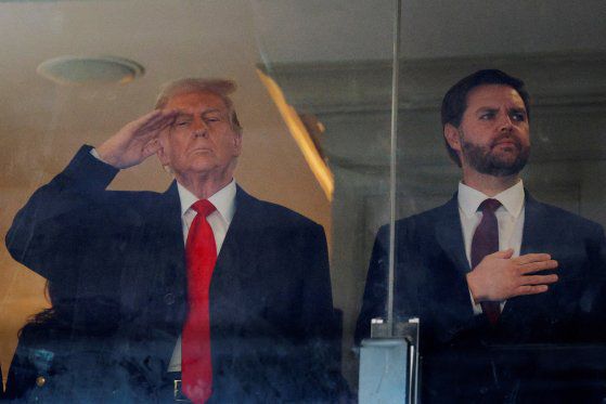 트럼프 미국 대통령 당선인과 J.D 밴스 부통령 당선인. 로이터=연합뉴스