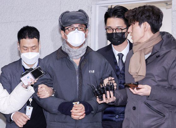 12·3 비상계엄 사전 모의 의혹의 핵심 축인 노상원 전 정보사령관과 김용현 전 국방부 장관. 중앙포토