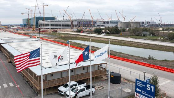 삼성전자가 미국 텍사스주 테일러시에 짓고 있는 반도체 공장. 완공되면 4나노 와 2나노 칩이 본격적으로 생산된다. [REUTERS=연합뉴스]