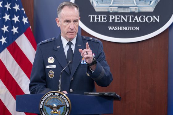 볼로디미르 젤렌스키 우크라이나 대통령은 11일(현지시간) 우크라이나군이 러시아 서부 쿠르스크 지역에서 북한 군인 2명을 생포했다고 밝혔다.   사진 젤렌스키 대통령 X 캡처