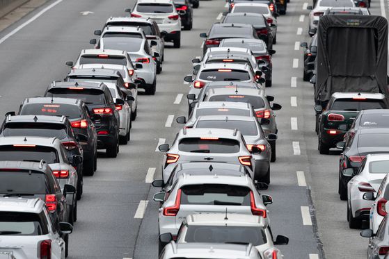 지난 1월 26일 오후 서울 서초구 잠원IC 부근 경부고속도로 하행선.뉴스1