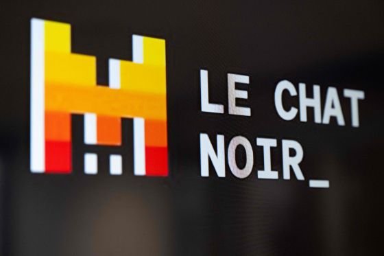 파리에 본사를 두고 있는 미스트랄 AI는 지난 6일 챗봇 ‘르 샤’를 공개했다. 추론 엔진을 기반으로 한 르 샤는 ‘플래시 답변’ 기능을 통해 초당 1000 단어까지 응답이 가능하다. AFP=연합뉴스