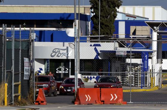 지난 1월 30일 멕시코 멕시코주 쿠아우티틀란 이즈칼리의 미국 포드 공장 차량들의 모습. AFP=연합뉴스