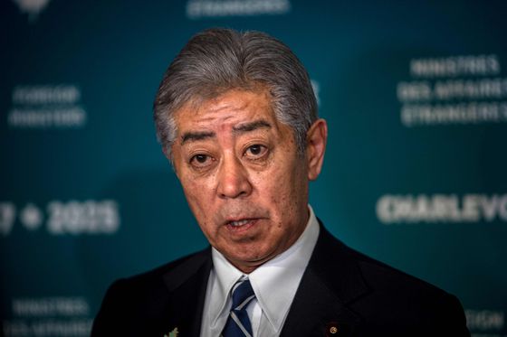 이와야 다케시 일본 외무상. AFP=연합뉴스