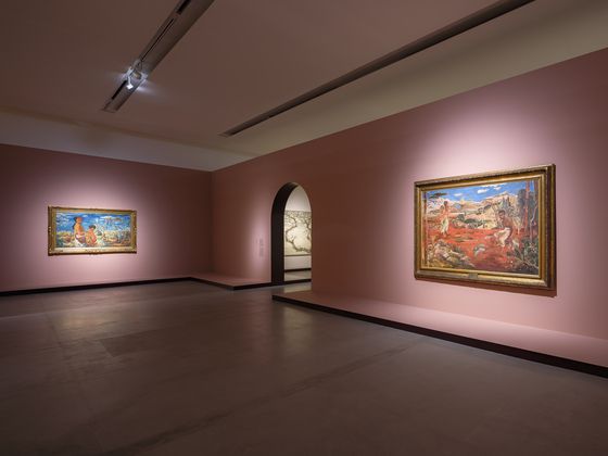 이건희컬렉션 속 화가 8인을 집중 조명한 서울시립 북서울미술관의 '그림이라는 별세계: 이건희컬렉션과 함께' 전시장. 리움미술관 소장 이인성의 '가을 어느 날'(왼쪽)과 '경주의 산곡에서'가 함께 걸렸다. 사진=서울시립미술관