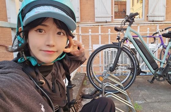 사진 진니티 인스타그램 캡처