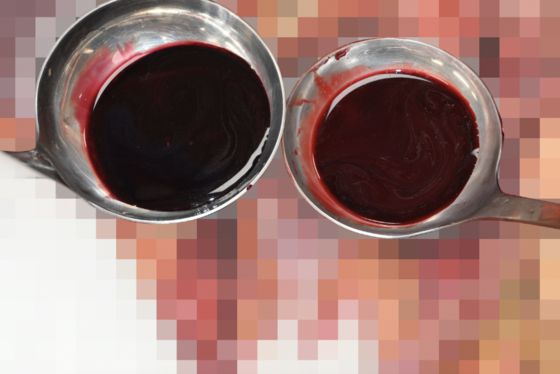 저체온사로 사망했을 경우 부검 과정에서 좌우 심장에서 나온 피의 색깔이 다르게 보인다. 중앙DB