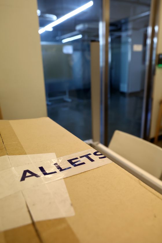 지난해 8월 알렛츠가 서비스를 종료한 후 알렛츠 운영사인 인터스텔라 사무실 앞 모습. 연합뉴스