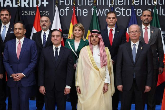 25일 스페인 마드리드에서 열린 '마드리드 그룹' 장관급 회담에서 참여국들이 가자지구에서의 전쟁 중단을 촉구했다. AFP=연합뉴스