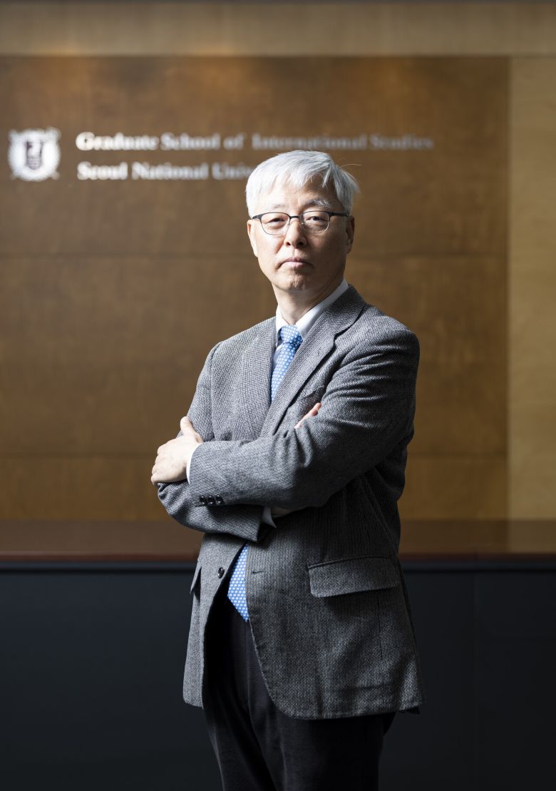 김현철 서울대 국제대학원 교수는 차기 한국 정부는 이시바 일본 내각과 공조하며 중국과의 협력을 고리로 미국 트럼프 정부와 협상해야 한다고 본다. 최영재 기자