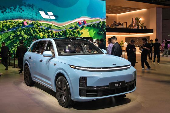 2025 상하이모터쇼에서 리오토의 L7이 전시돼 있다. 연합뉴스