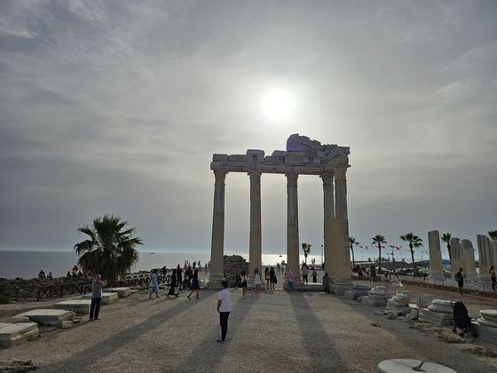 튀르키예 안탈리아 시데의 아폴론 신전. 고봉준 기자