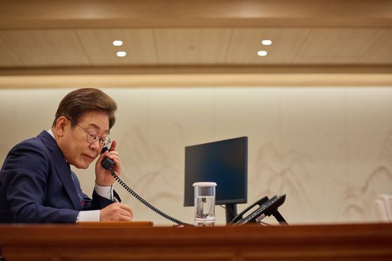 정근영 디자이너