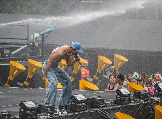 힘든 날, 생각나는 엄마의 요리로 백호는 콩국을 떠올렸다. 무와 배추를 넣고 콩 반죽을 넣어 만드는 제주 토속 음식이다.    사진 나승보