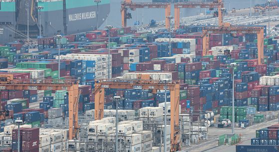 지난 1일 경기 평택항의 모습. 뉴스1