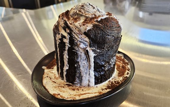 플로이스트의 대표 메뉴 중 하나인 '제주르륵'. 입맛에 맞는 크림을 선택해 먹을 수 있다. 손민호 기자