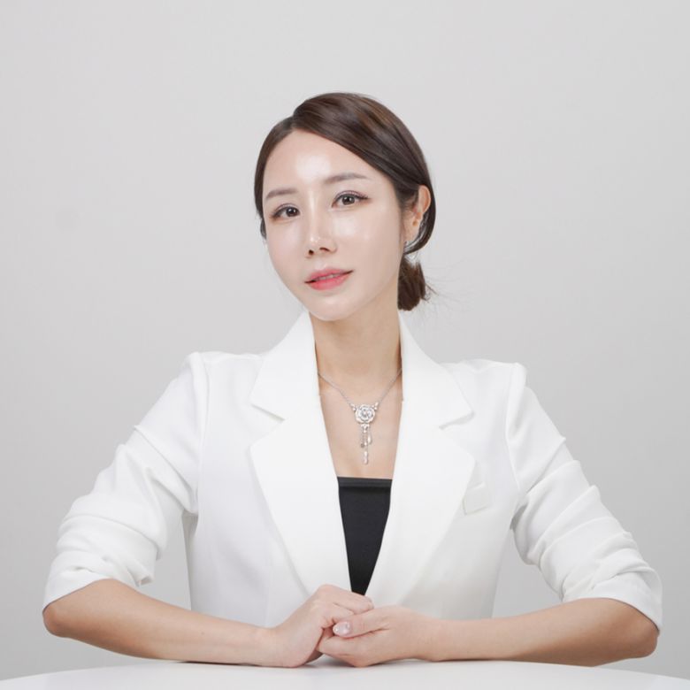 건강하고 안전한 다이어트 솔루션을 제시하는 닥터리본 정소담 원장.