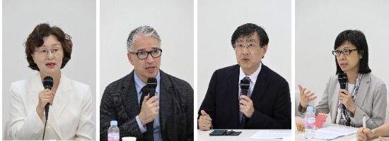 왼쪽부터 박정혜 한국학중앙연구원 교수, 유키오 리핏 미국 하버드대 교수, 이타쿠라 마사아키 일본 도쿄대 동양문화연구소 교수, 위페이친 대만국립고궁박물관 부원장. 사진 국립고궁박물관