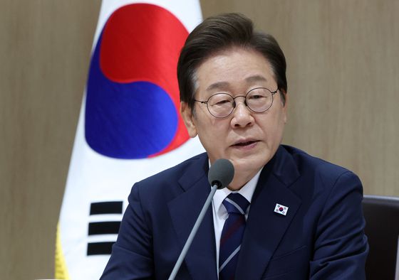 이진숙 방송통신위원장이 1일 서울 용산 대통령실 청사에서 열린 국무회의에 참석하고 있다. 대통령실사진기자단