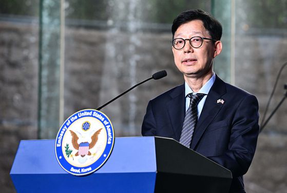 박윤주 외교부 1차관이 지난 2일 서울 용산구 그랜드 하얏트 호텔에서 열린 미국 독립기념일 행사에서 축사하고 있다. 사진공동취재단. 연합뉴스