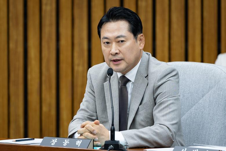 지난 14일 서울 여의도 국회에서 열린 제427회 국회(임시회) 헌법재판소 재판관 후보자를 겸하는 헌법재판소장(김상환) 임명동의에 관한 인사청문특별위원회 제1차 전체회의에서 야당 간사로 선임된 장동혁 국민의힘 의원이 인사말을 하고 있다. 뉴스1