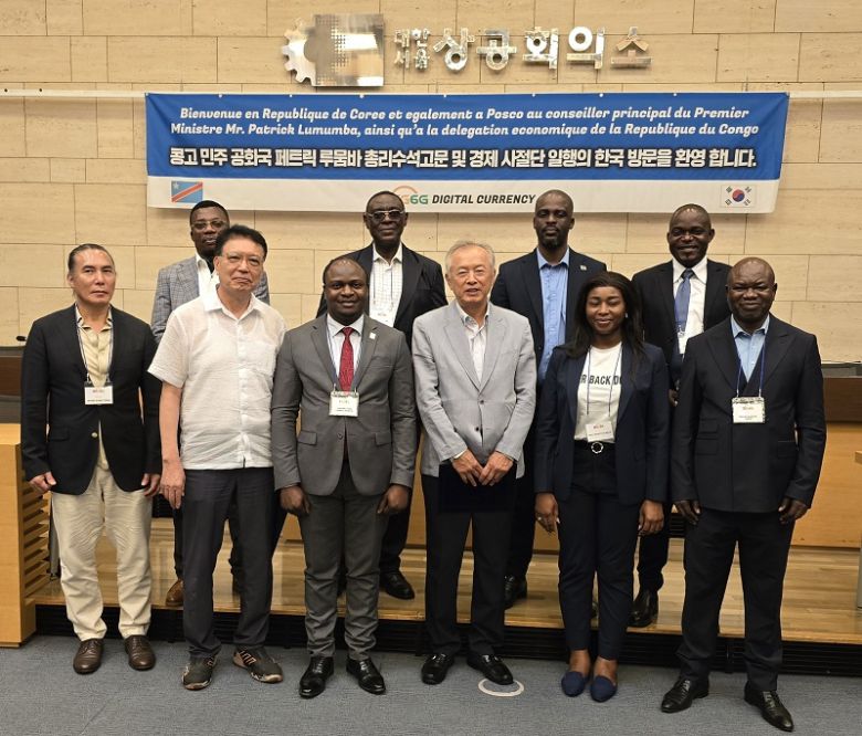 대한상공회의소 의원회의실, B5G6G 투자설명회에서 김상용 회장, 손관음배 부회장과 콩고민주공화국 경제사절단 일행