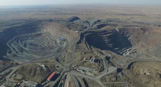 중국 네이멍구 바이윈어보에 있는 최대 규모 희토류 광산. 사진 왕이신문 캡처