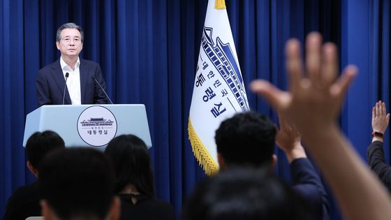 백악관이 공식 엑스 계정에 한국과의 관세 협상 타결을 밝히면서 공개한 트럼프 대통령 사진. /백악관 엑스