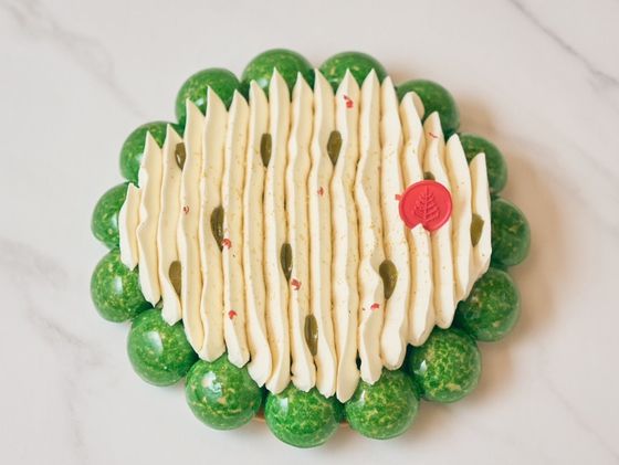 포시즌스 호텔 서울 1층에 있는 ‘컨팩션즈 바이 포시즌스’에서 여름 디저트 컬렉션을 선보인다. 사진 포시즌스 호텔 서울